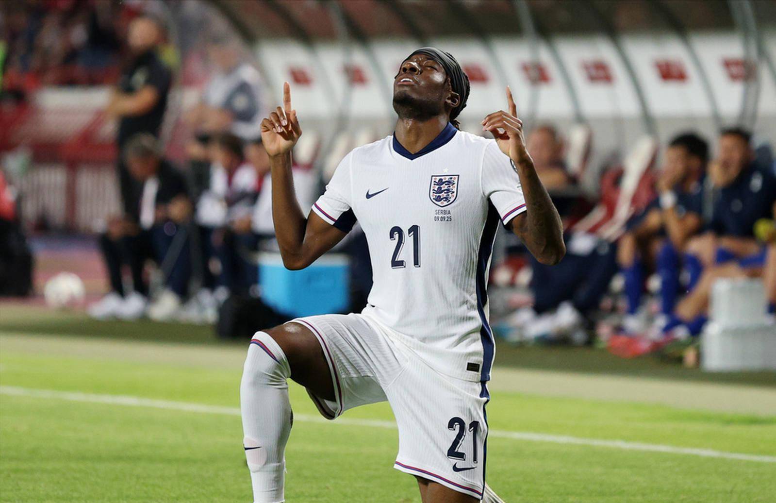 开云下载-足球明星风采十足争夺最佳射手