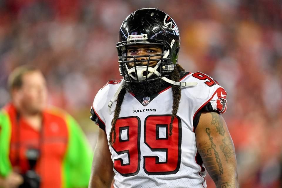 克利夫兰·布朗队签下安东尼奥·布朗，加强攻击线的简单介绍