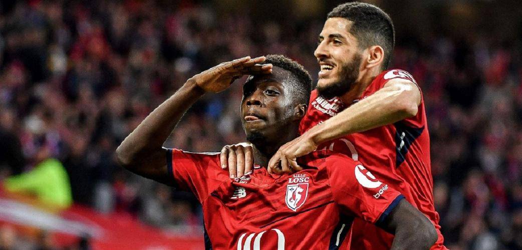 开云体育app-里尔在比赛中表现出色，夺得胜利