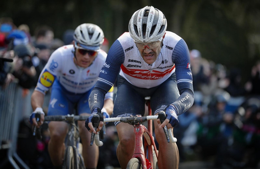 可尔恩表现神勇,轻取胜利提升排名 可尔恩表现神勇,轻取胜利提升排名