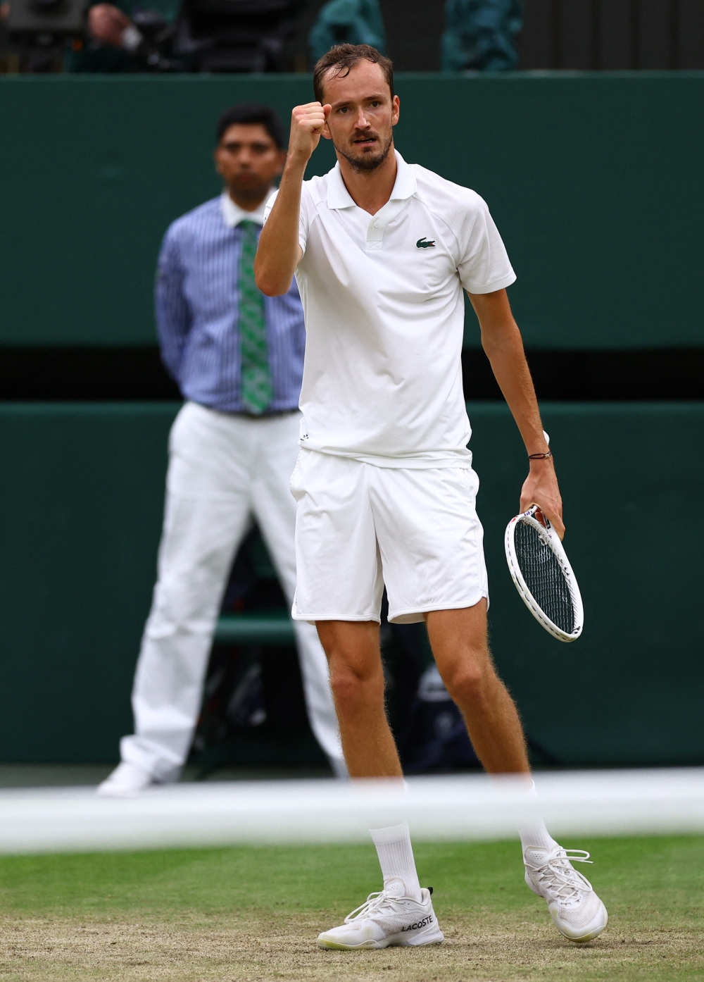 开云体育官网-温网碾压戴维斯杯，梅德韦杰夫高光表现