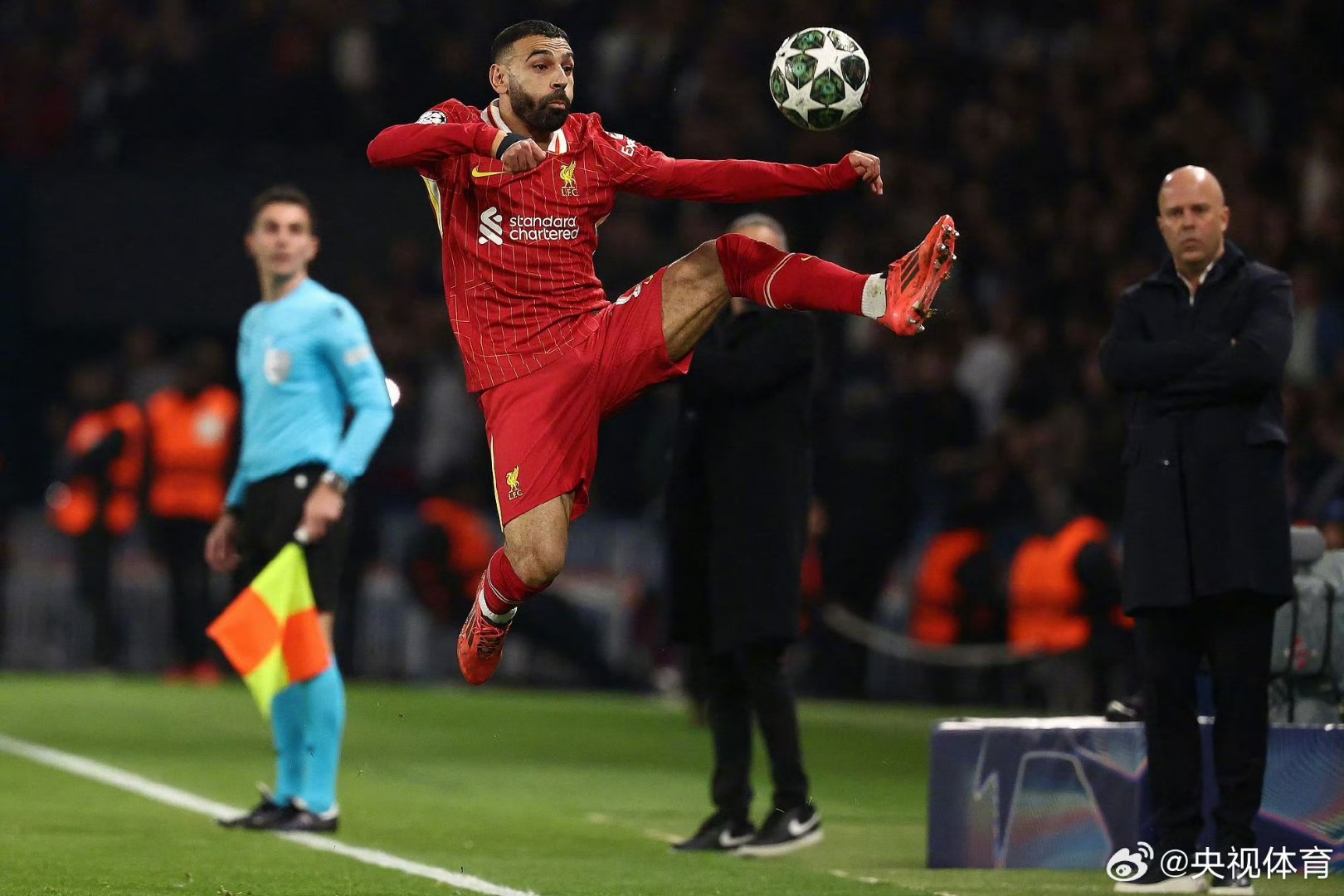 瑞士逆转智利，阿圭罗点燃赛场