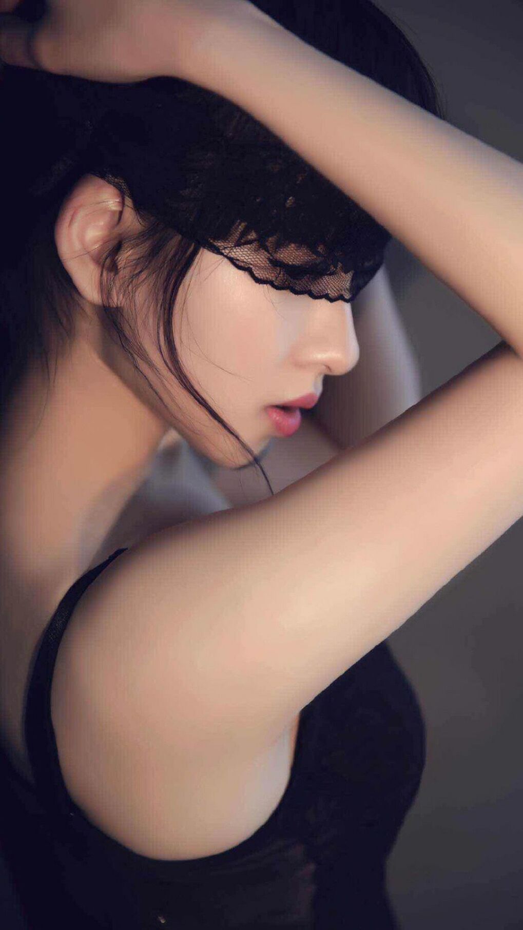 开云下载-孤星与雪绒花，英格拉姆的冷焰之夜