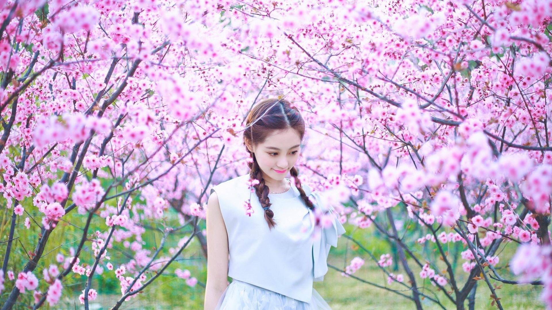 跨界风暴，尼克斯狂胜马刺背后，莫兰特竟在英超争冠战主宰绿茵场