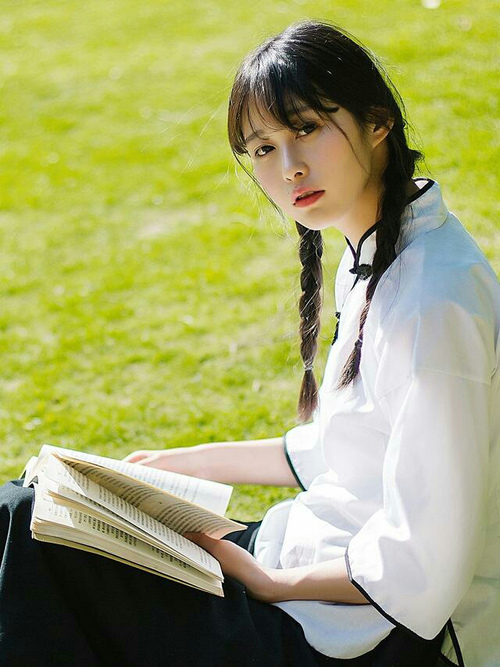 跨越大洋的证明,伦纳德惊艳四座助篮网险胜北京队,一次不可复制的唯一对决